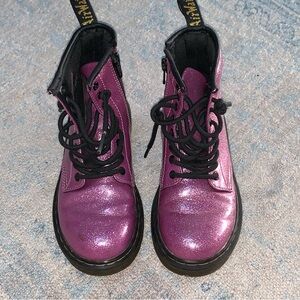 Dr. Martens Bubble Gum Pink Glitter J Kids Combat Boots